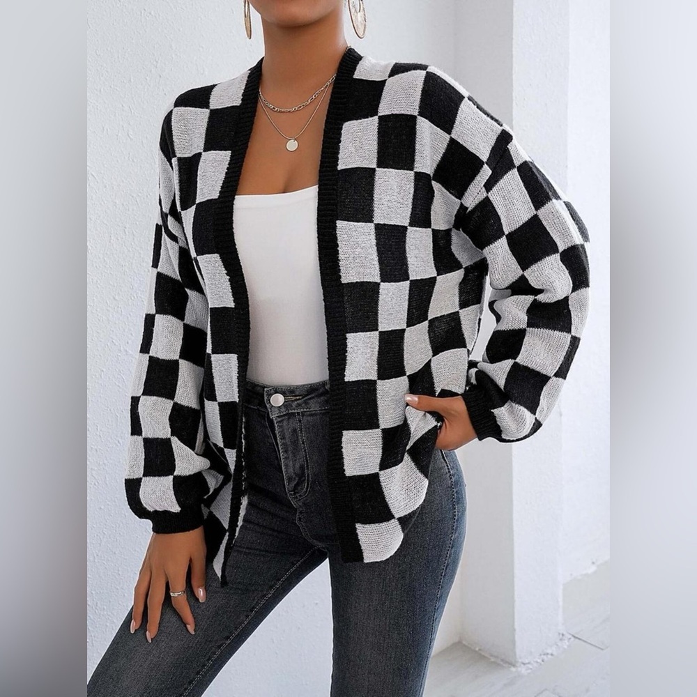 Checkerboard Pattern Open Front Knit Cardigan - Picture 7 of 10